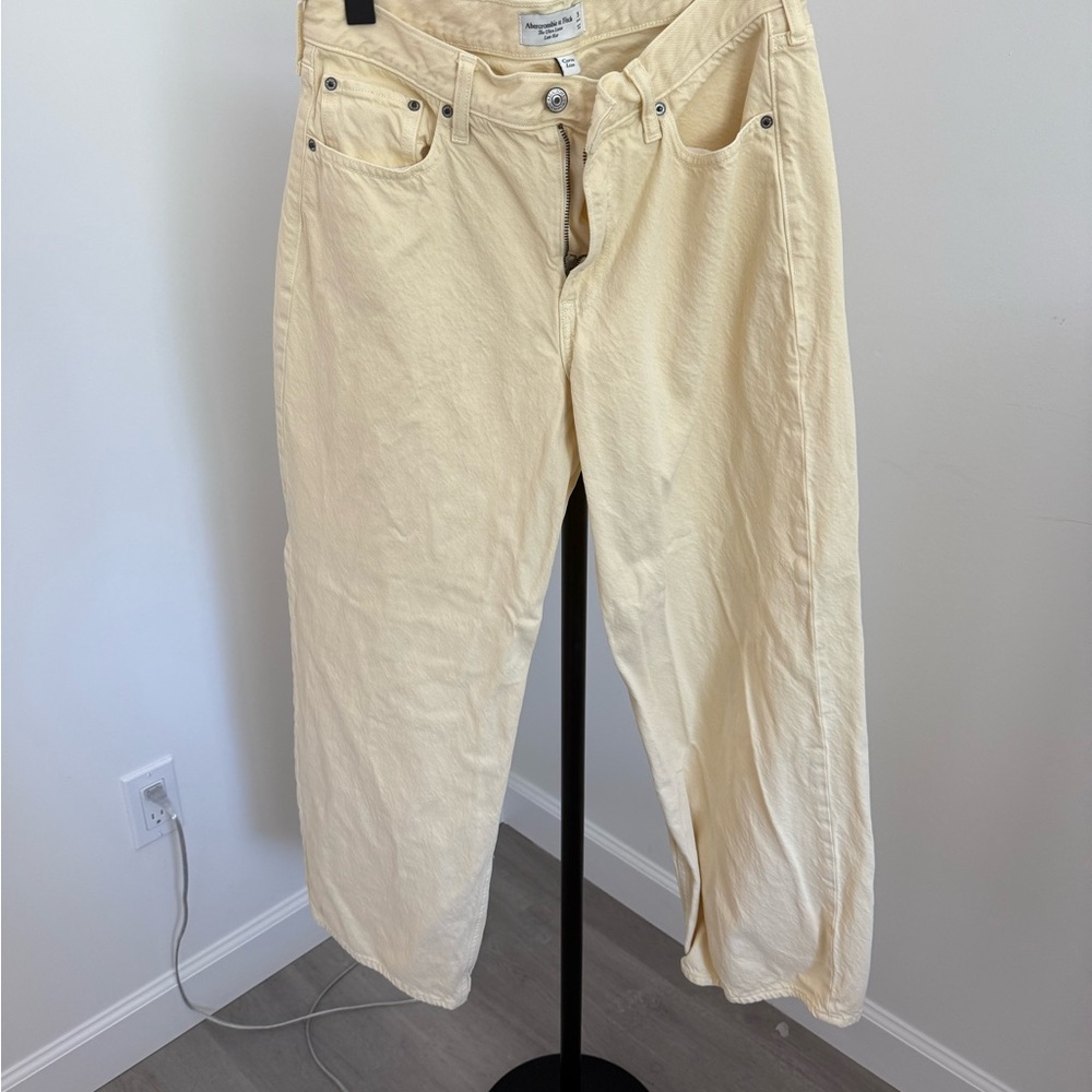 Abercrombie & Fitch Beige Ultra Loose Jeans